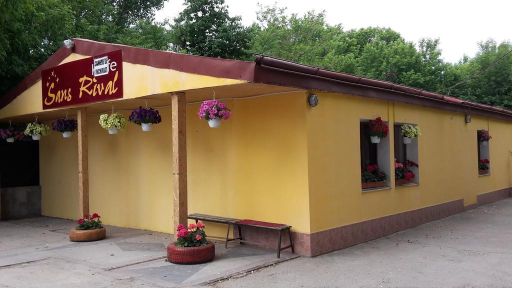Pensiunea Sans Rival Jassy Zewnętrze zdjęcie
